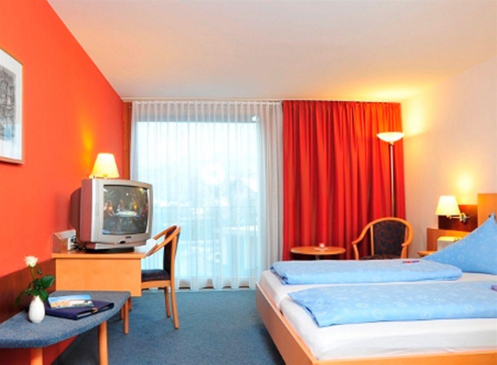 Hotel Weisses Kreuz Feldkirch Exterior photo