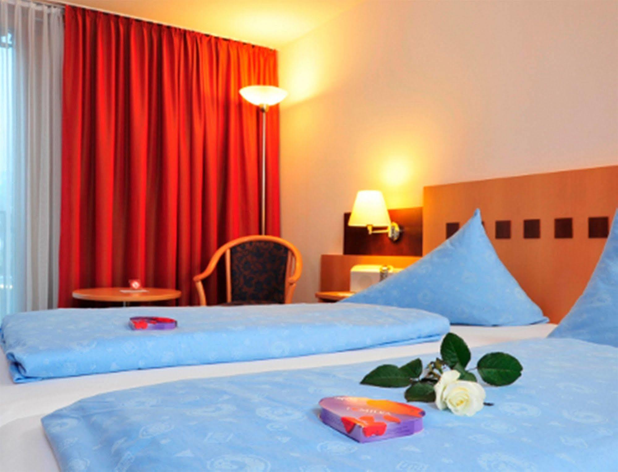 Hotel Weisses Kreuz Feldkirch Exterior photo