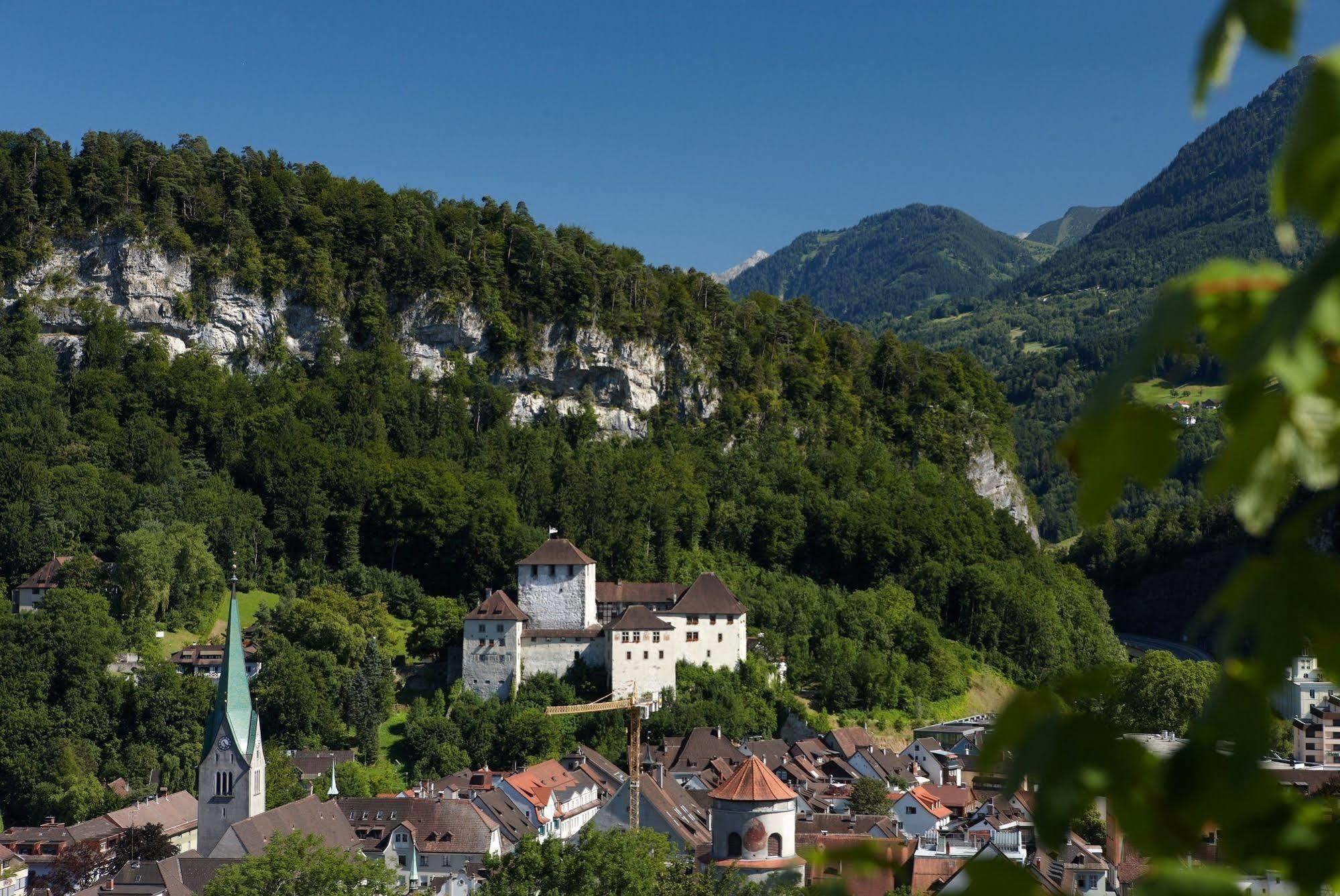 Hotel Weisses Kreuz Feldkirch Exterior photo